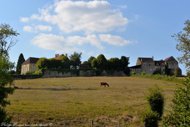 Le Château d'Asnois