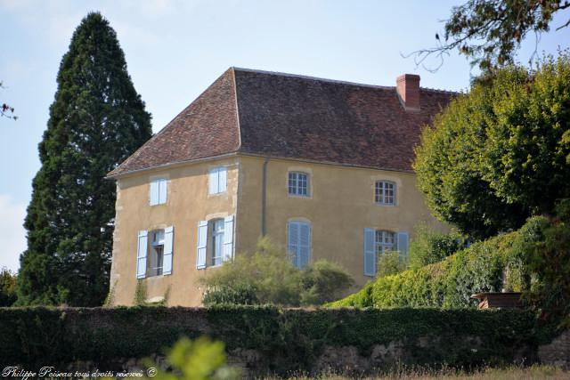 Le Château d'Asnois