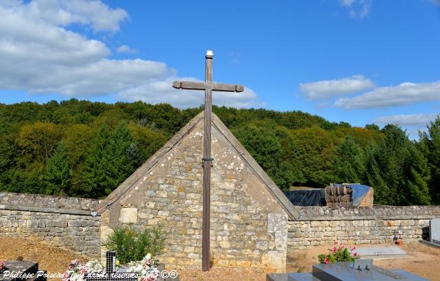 Croix du cimetière de Poiseux Nièvre Passion