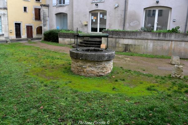 Puits du quai des moulins de Clamecy