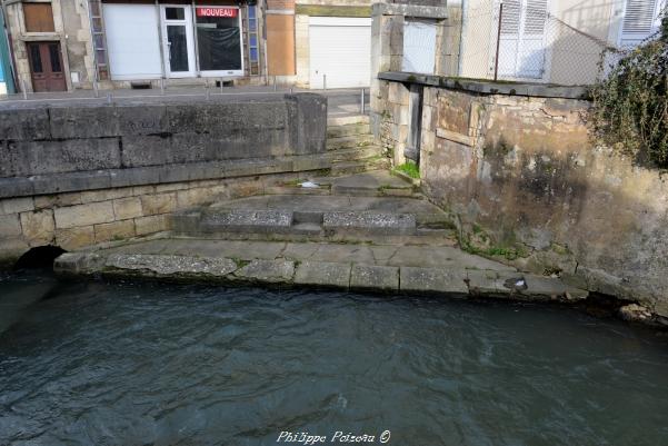 Lavoir de la rue Jean-Jaurès à Clamecy Nièvre Passion