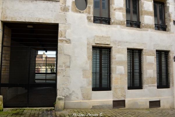 la Maison d'Edme Courot -.