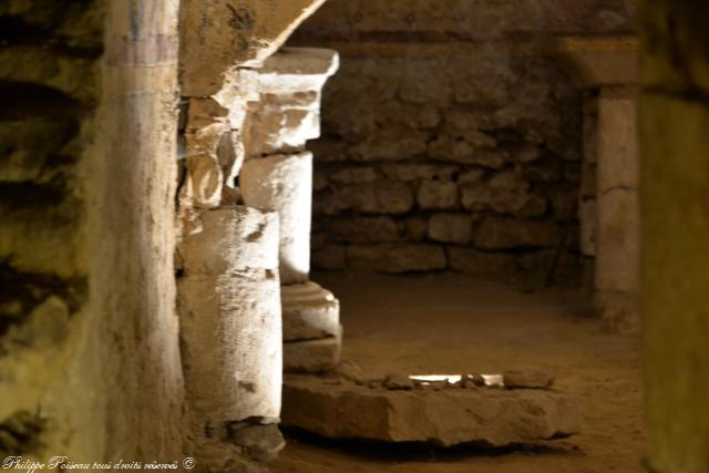 Crypte de l'église d'Alluy