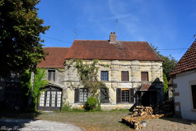 Malicorne ses anciennes demeures