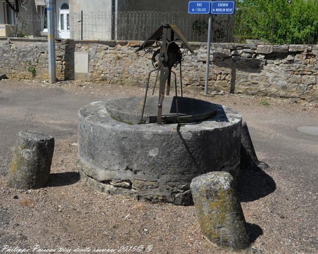 Puits de Varennes les Narcy Nièvre Passion