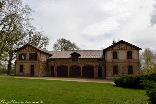 Le château de Lamenay-sur-Loire Nièvre Passion