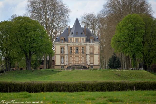 Le château de Lamenay-sur-Loire Nièvre Passion