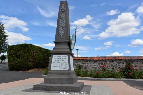 Monument aux morts de Savigny Poil Fol