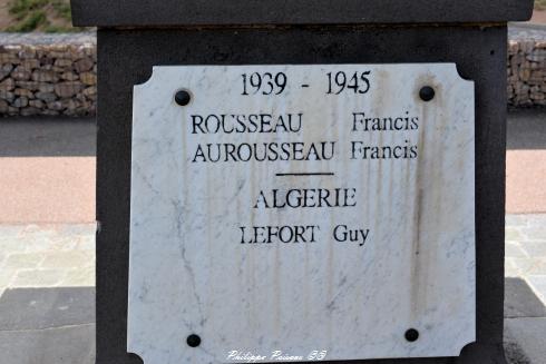 Monument aux morts de Savigny Poil Fol