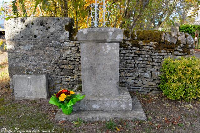 Monument aux morts de Beaulieu et Michaugues Nièvre Passion