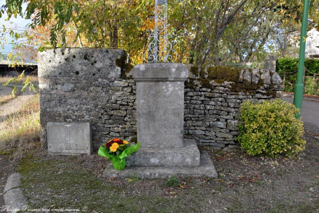 Monument aux morts de Beaulieu et Michaugues Nièvre Passion