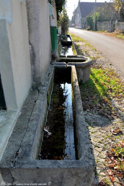 Fontaine d'Anthien rue Moreau