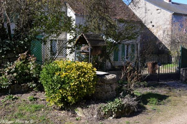 Puits de Michaugues un patrimoine vernaculaire