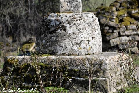 Croix de Michaugues Nièvre Passion