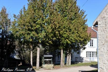 Le puits de la place de Hubans