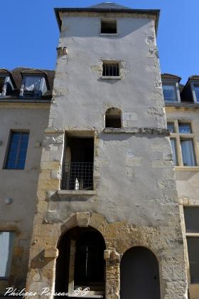 Anciens logements des Faïenciers de Nevers Nièvre Passion