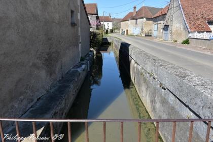 Lavoir de Ciez rue du champ du soleil Nièvre Passion