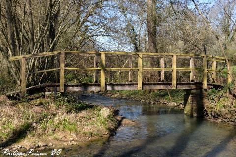 Passerelle de la Cannerie Nièvre Passion