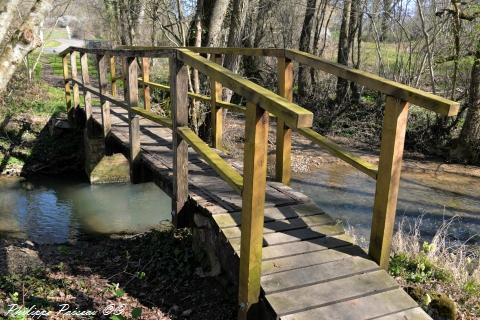 Passerelle de la Cannerie Nièvre Passion