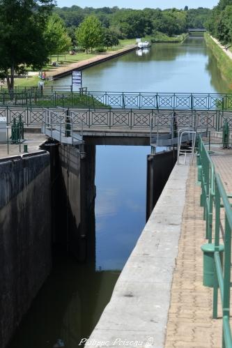 Pont-canal du Guétin Nièvre Passion