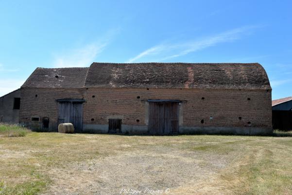 Ancienne grange de Saint Hilaire Fontaine