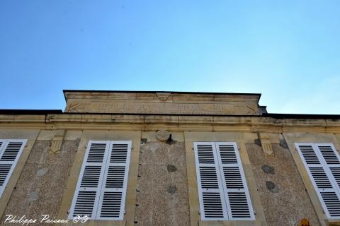 Bureau de poste de Suilly La Tour