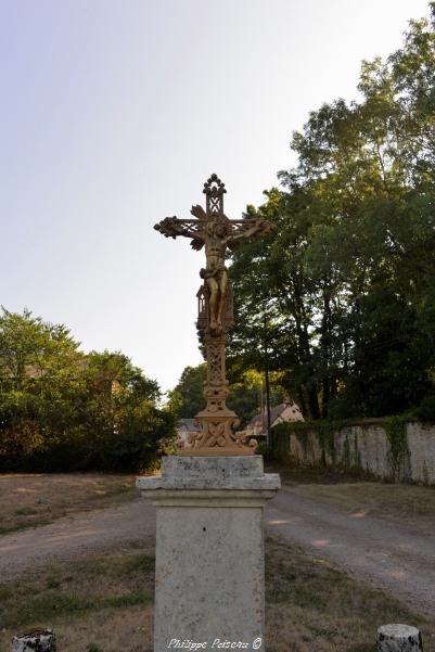 Croix de Montifault Nièvre Passion