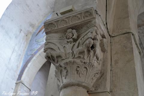 Chapiteaux de l'église de Saint Pierre