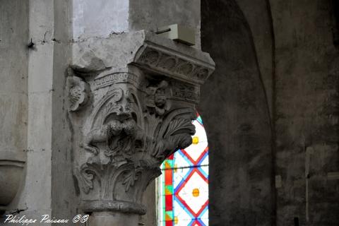 Chapiteaux de l'église de Saint Pierre