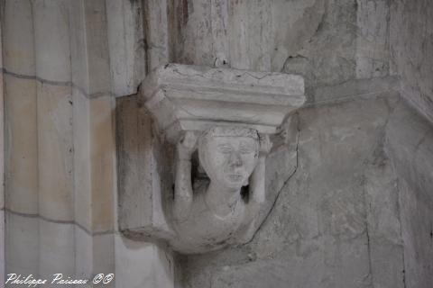 Chapiteaux de l'église de Saint Pierre