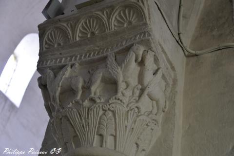 Chapiteaux de l'église de Saint Pierre Le Moutier