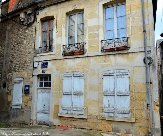 Hôtel Bourgeois de Nevers Nièvre Passion