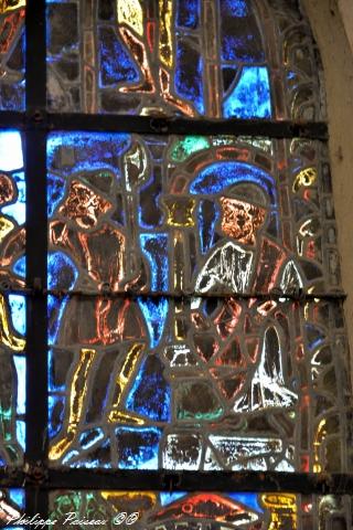 Vitrail du XIIIe siècle de Saint Vérain