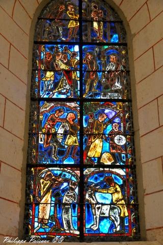 Vitrail du XIIIe siècle de Saint Vérain