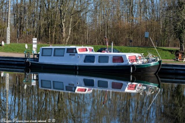 Port de Chitry Nièvre Passion