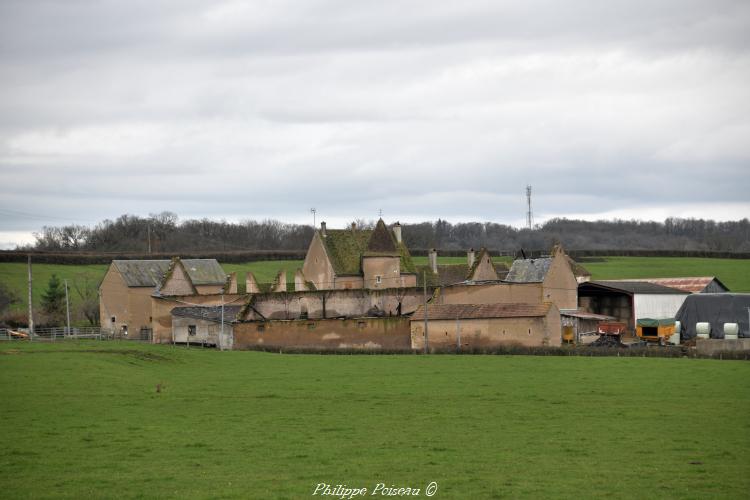 Domaine de Charpuis un Manoir un beau patrimoine