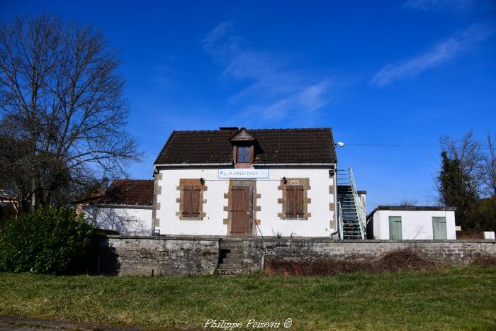 Écluse de Marigny-sur-Yonne