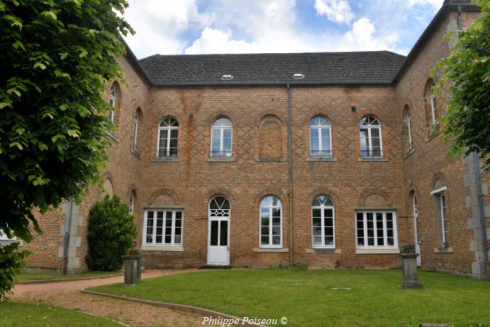 École de Dornes