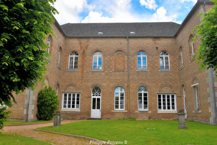 École de Dornes