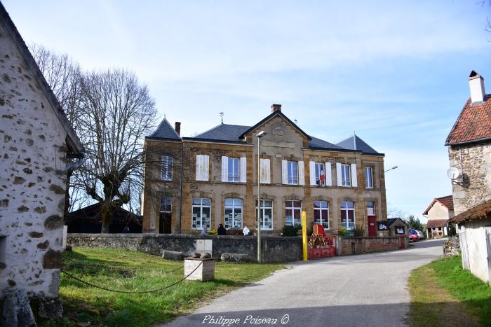 École de Saint-André-en-Morvan un patrimoine