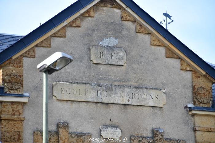 École de Saint-André-en-Morvan