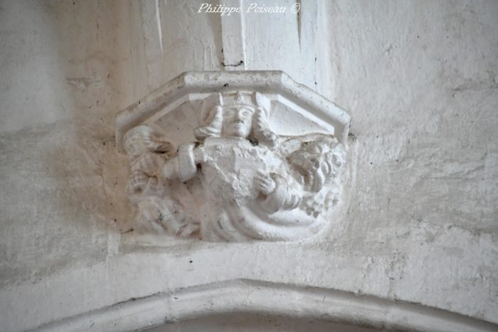 Église de Saint-Père vue de l'intérieur