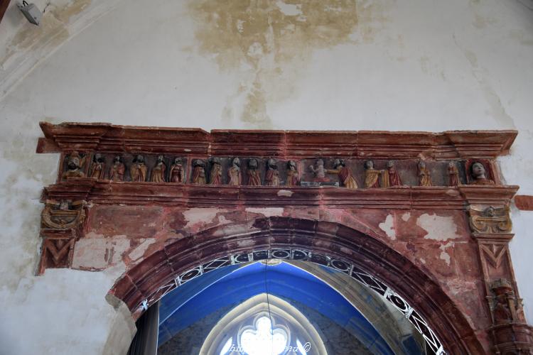 Intérieur de l'église de Brassy