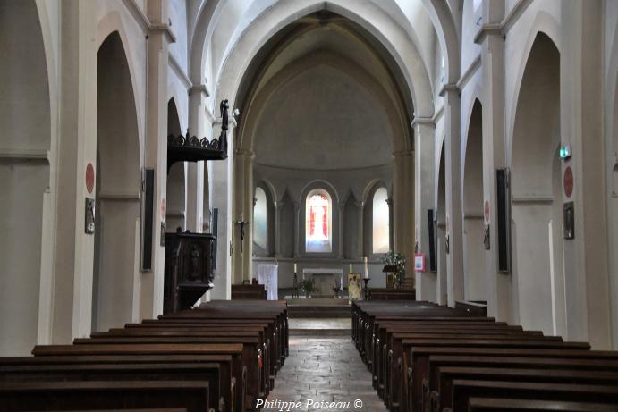 Église de Lucenay-lès-Aix