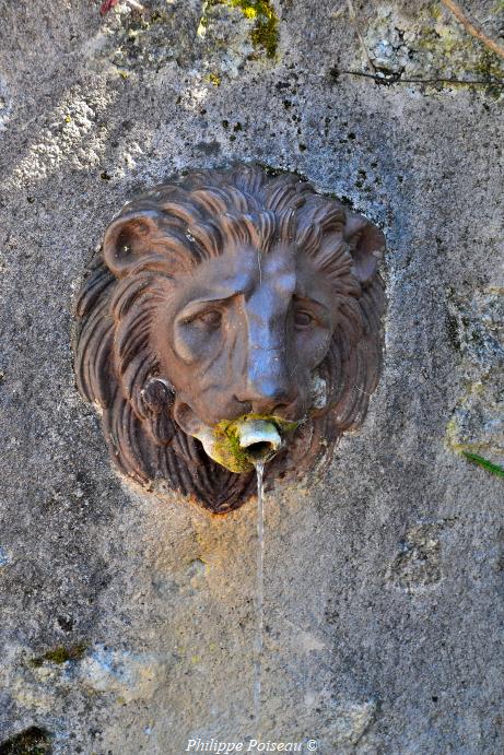  Fontaine abreuvoir de Bazoches