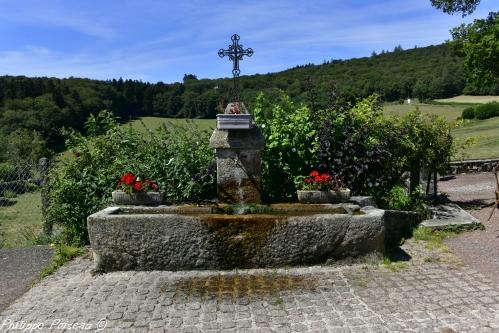 Fontaine de Glux en Glenne Nièvre Passion