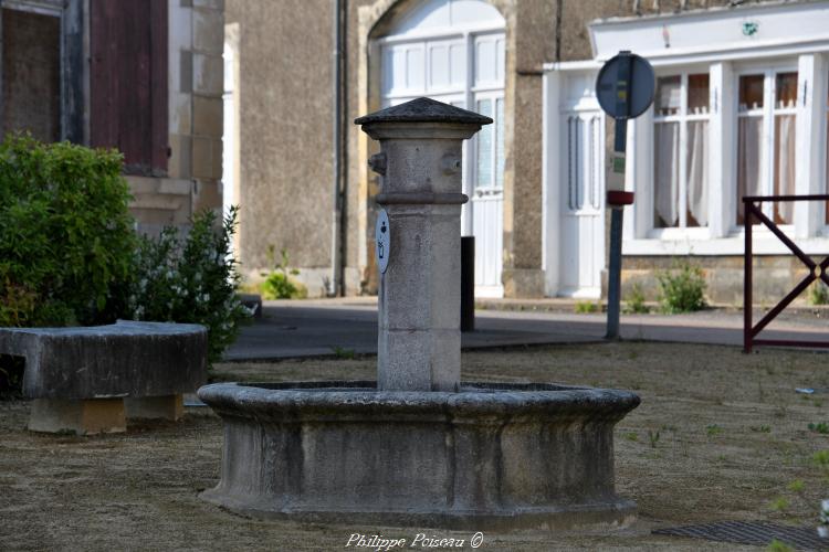 La fontaine de Saint-Aubin-les-Forges