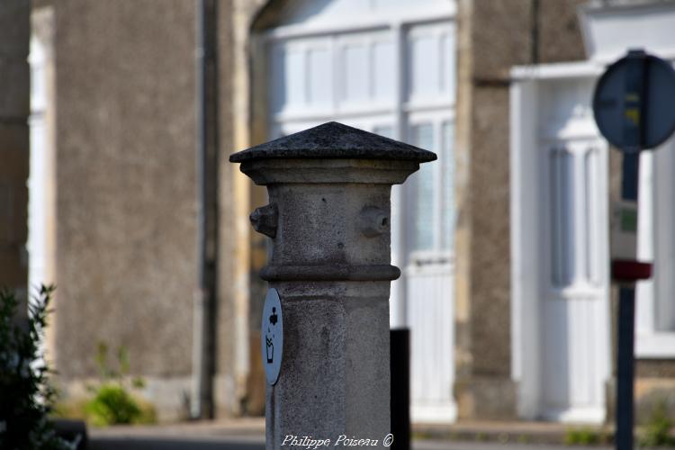 La fontaine de Saint-Aubin-les-Forges