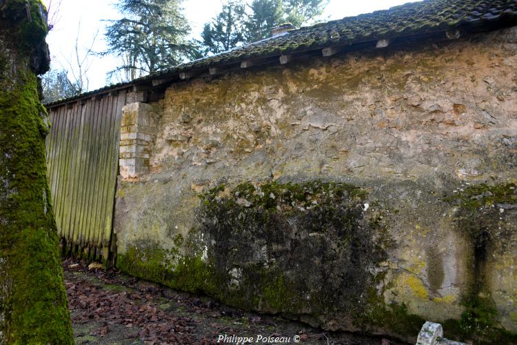 Fortifications d'Entrains sur Nohain