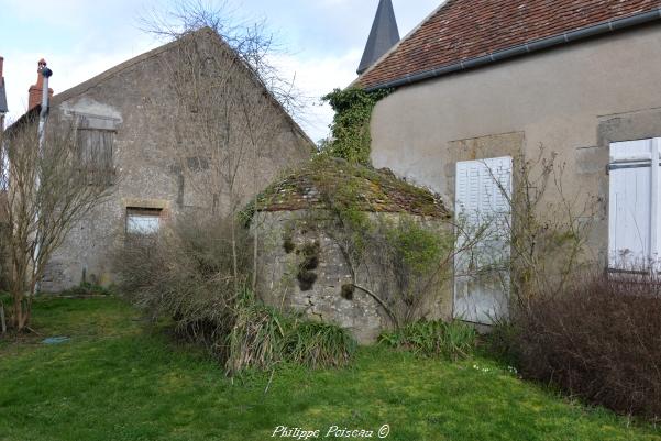 Four du village de Pazy un beau patrimoine